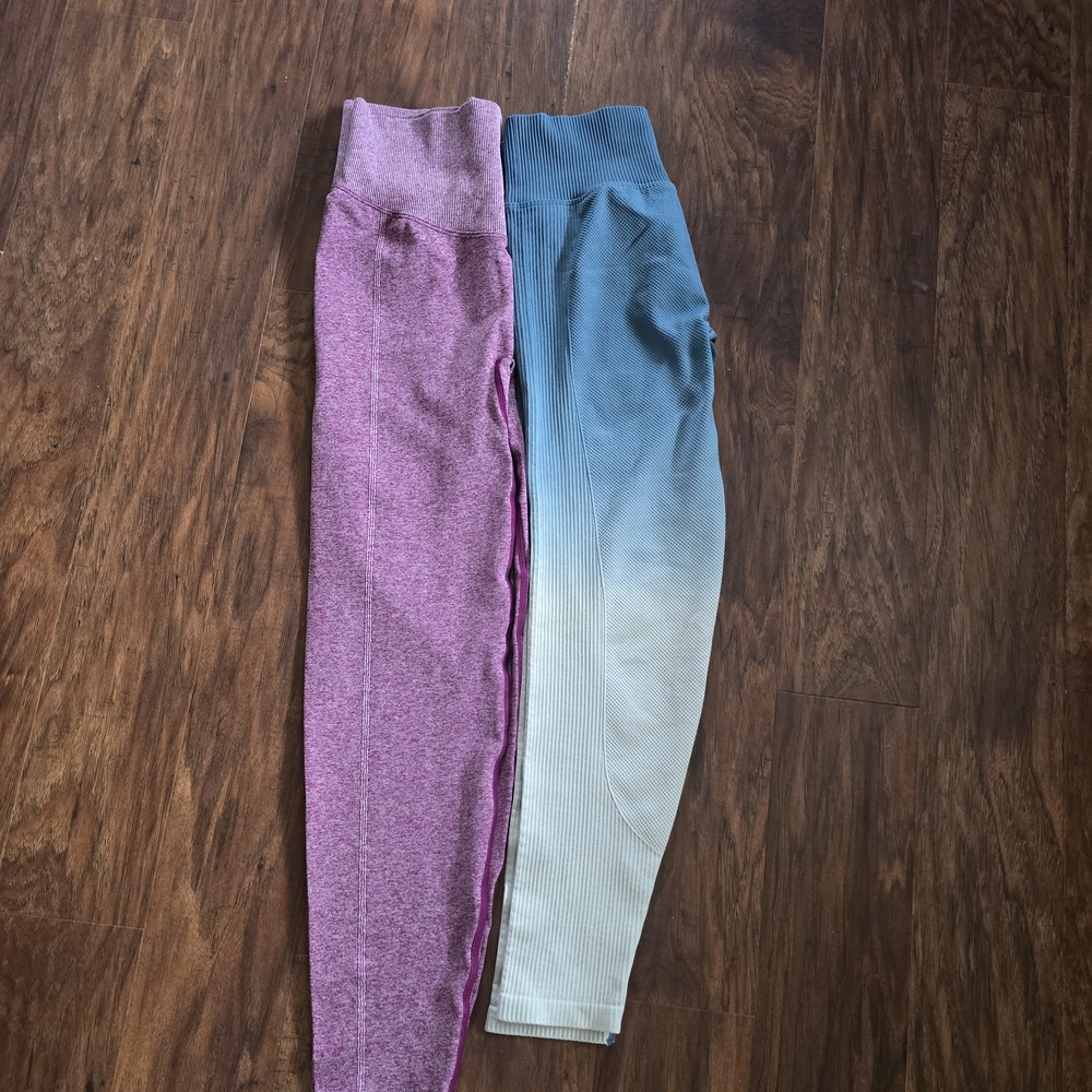 Lot of 2 Pink Active Seamless Leggings Size M